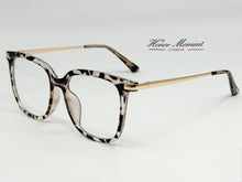 Cargar imagen en el visor de la galería, <div title='Genero UNISEX | Forma CUADRADO | Color CAREY | COMPLETO | 139mmANCHOTOTAL | 50mmANCHODELENTE | 44mmALTURADELENTE | 18mmPUENTE | 143mmLONGITUDDEVARI' > 95828 C13 </div>