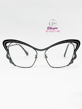 Cargar imagen en el visor de la galería, <div title='Genero | Forma MUJER GATO | Color BLANCO NEGRO | | COMPLETOmmANCHOTOTAL | 147mmANCHODELENTE | 53mmALTURADELENTE | 16mmPUENTE | 141mmLONGITUDDEVARIL' > BL-62071 NB </div>