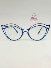 Cargar imagen en el visor de la galería, <div title='Genero MUJER | Forma GATO | Color AZUL | COMPLETO | 146mmANCHOTOTAL | 54mmANCHODELENTE | 45mmALTURADELENTE | 20mmPUENTE | 140mmLONGITUDDEVARILLA | ' > BL-66038 A </div>