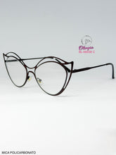 Cargar imagen en el visor de la galería, <div title='Genero MUJER | Forma GATO | Color CAFE | COMPLETO | 146mmANCHOTOTAL | 54mmANCHODELENTE | 45mmALTURADELENTE | 20mmPUENTE | 140mmLONGITUDDEVARILLA | ' > BL-66038 C </div>