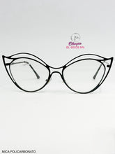 Cargar imagen en el visor de la galería, <div title='Genero MUJER | Forma GATO | Color NEGRO | COMPLETO | 146mmANCHOTOTAL | 54mmANCHODELENTE | 45mmALTURADELENTE | 20mmPUENTE | 140mmLONGITUDDEVARILLA |' > BL-66038 NN </div>