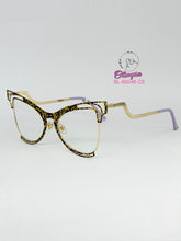 Cargar imagen en el visor de la galería, <div title='Genero | Forma MUJER GATO | Color AMARILLO DORADO | NEGRO | COMPLETOmmANCHOTOTAL | 144mmANCHODELENTE | 50mmALTURADELENTE | 16mmPUENTE | 140mmLONGITU' > BL-66046 C3 </div>