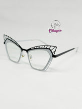 Cargar imagen en el visor de la galería, <div title='Genero MUJER | Forma GATO | Color BLANCO NEGRO | COMPLETO | 146mmANCHOTOTAL | 51mmANCHODELENTE | 41mmALTURADELENTE | 17mmPUENTE | 140mmLONGITUDDEVAR' > BL-66054 C1 </div>