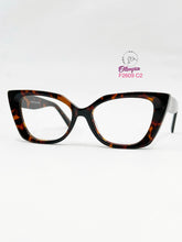 Cargar imagen en el visor de la galería, <div title='MUJER | CUADRADO GATO | GATO | ACETATO | CAREY | | Tipo Lente COMPLETO' > F2609 C2 </div>