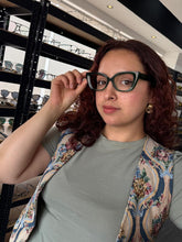 Cargar imagen en el visor de la galería, <div title='MUJER | CUADRADO GATO | GATO | ACETATO | VERDE | | Tipo Lente COMPLETO' > F2609 C5 </div>