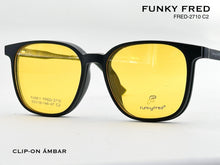 Cargar imagen en el visor de la galería, <div title='Genero CLIP-ON | Forma UNISEX CUADRADO | Color NEGRO | | COMPLETOmmANCHOTOTAL | 140mmANCHODELENTE | 52mmALTURADELENTE | 46mmPUENTE | 18mmLONGITUDDE' > FRED-2710 C2 </div>