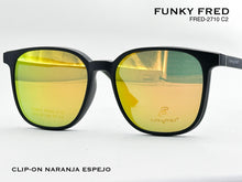 Cargar imagen en el visor de la galería, <div title='Genero CLIP-ON | Forma UNISEX CUADRADO | Color NEGRO | | COMPLETOmmANCHOTOTAL | 140mmANCHODELENTE | 52mmALTURADELENTE | 46mmPUENTE | 18mmLONGITUDDE' > FRED-2710 C2 </div>