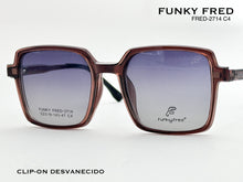 Cargar imagen en el visor de la galería, <div title='Genero CLIP-ON | Forma UNISEX CUADRADO | Color CAFE | | COMPLETOmmANCHOTOTAL | 140mmANCHODELENTE | 51mmALTURADELENTE | 43mmPUENTE | 19mmLONGITUDDEV' > FRED-2714 C4 </div>