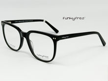 Cargar imagen en el visor de la galería, <div title='Genero UNISEX | Forma CUADRADO | Color NEGRO | COMPLETO | 146mmANCHOTOTAL | 55mmANCHODELENTE | 45mmALTURADELENTE | 18mmPUENTE | 145MMLONGITUDDEVARI' > FRED-3215SP C1 </div>