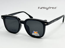 Cargar imagen en el visor de la galería, <div title='Genero UNISEX | Forma CUADRADO | Color NEGRO | COMPLETO | 140mmANCHOTOTAL | 49mmANCHODELENTE | 45mmALTURADELENTE | 19mmPUENTE | 145MM LONG' > FRED-3403SP C1 </div>