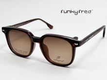 Cargar imagen en el visor de la galería, <div title='Genero UNISEX | Forma CUADRADO | Color CAFE | COMPLETO | 140mmANCHOTOTAL | 49mmANCHODELENTE | 45mmALTURADELENTE | 19mmPUENTE | 145MM LONGI' > FRED-3403SP C5 </div>