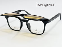 Cargar imagen en el visor de la galería, <div title='Genero UNISEX | Forma CUADRADO | Color NEGRO | COMPLETO | 140mmANCHOTOTAL | 48mmANCHODELENTE | 42mmALTURADELENTE | 23mmPUENTE | 146MM LONG' > FRED-3406SP C1 </div>