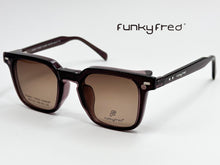 Cargar imagen en el visor de la galería, <div title='Genero UNISEX | Forma CUADRADO | Color CAFE | COMPLETO | 140mmANCHOTOTAL | 48mmANCHODELENTE | 42mmALTURADELENTE | 23mmPUENTE | 146MM LONGI' > FRED-3406SP C6 </div>