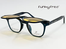 Cargar imagen en el visor de la galería, <div title='Genero UNISEX | Forma CUADRADO REDONDO | Color AZUL | COMPLETO | 137mmANCHOTOTAL | 46mmANCHODELENTE | 42mmALTURADELENTE | 24mmPUENTE | 146M' > FRED-3407SP C4 </div>