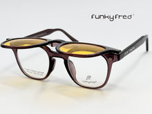 Cargar imagen en el visor de la galería, <div title='Genero UNISEX | Forma CUADRADO | Color CAFE | COMPLETO | 137mmANCHOTOTAL | 46mmANCHODELENTE | 42mmALTURADELENTE | 24mmPUENTE | 146MM LONGI' > FRED-3407SP C6 </div>