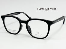 Cargar imagen en el visor de la galería, <div title='Genero UNISEX | Forma CUADRADO | Color NEGRO | COMPLETO | 145mmANCHOTOTAL | 52mmANCHODELENTE | 45mmALTURADELENTE | 22mmPUENTE | 145MM LONG' > FRED-3408SP C1 </div>