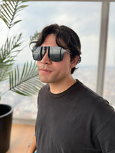 Cargar imagen en el visor de la galería, <div title='Genero UNISEX | Forma AVIADOR RECTANGULAR | Color ROSA | COMPLETO | 153mmANCHOTOTAL | 57mmANCHODELENTE | 47mmALTURADELENTE | 20mmPUENTE | 145mmLONGI' > FRED-FF3509SP C6 </div>