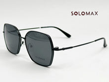 Cargar imagen en el visor de la galería, <div title='Genero UNISEX | Forma CUADRADO | Color NEGRO | COMPLETO | 145mmANCHOTOTAL | 55mmANCHODELENTE | 49mmALTURADELENTE | 16mmPUENTE | 140MMLONGITUDDEVARI' > MAX-MEN-144 C1 </div>