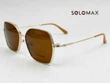 Cargar imagen en el visor de la galería, <div title='Genero UNISEX | Forma CUADRADO | Color DORADO | COMPLETO | 145mmANCHOTOTAL | 55mmANCHODELENTE | 49mmALTURADELENTE | 16mmPUENTE | 140MMLONGITUDDEVAR' > MAX-MEN-144 C2 </div>