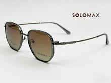 Cargar imagen en el visor de la galería, <div title='Genero UNISEX | Forma CUADRADO | Color GRIS | COMPLETO | 137mmANCHOTOTAL | 50mmANCHODELENTE | 45mmALTURADELENTE | 21mmPUENTE | 145MMLONGITUDDEVARIL' > MAX-MEN-146 C4 </div>