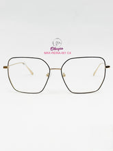 Cargar imagen en el visor de la galería, <div title='Genero MUJER | Forma CUADRADO | Color NEGRO DORADO | COMPLETO | 145mmANCHOTOTAL | 57mmANCHODELENTE | 50mmALTURADELENTE | 16mmPUENTE | 145mmLONGITUDD' > MAX-REINA-001 C4 </div>