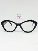 Cargar imagen en el visor de la galería, <div title='Genero MUJER | Forma GATO | Color NEGRO | COMPLETO | 142mmANCHOTOTAL | 52mmANCHODELENTE | 42mmALTURADELENTE | 20mmPUENTE | 142mmLONGITUDDEVARILLA |' > MINAMI-CO-106A C1 </div>