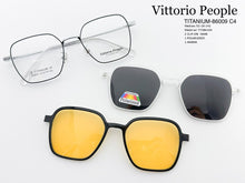 Cargar imagen en el visor de la galería, <div title='Genero UNISEX | Forma CUADRADO | Color NEGRO PLATA | COMPLETO | 141mmANCHOTOTAL | 52mmANCHODELENTE | 45mmALTURADELENTE | 19mmPUENTE | 142MM' > TITANIUM-86009 C4 </div>