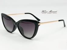 Cargar imagen en el visor de la galería, <div  title='Genero MUJER | Forma GATO  | Color DORADO NEGRO  | COMPLETO | 136mmANCHOTOTAL | 53mmANCHODELENTE | 42mmALTURADELENTE | 18mmPUENTE | 143mmLONGITUDDEVAR' > 95658 C1 </div>
