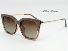 Cargar imagen en el visor de la galería, <div  title='Genero UNISEX | Forma CUADRADO  | Color BEIGE   | COMPLETO | 139mmANCHOTOTAL | 50mmANCHODELENTE | 44mmALTURADELENTE | 18mmPUENTE | 143mmLONGITUDDEVARI' > 95828 C6 </div>
