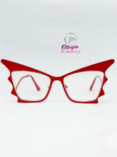 Cargar imagen en el visor de la galería, <div  title='Genero  | Forma MUJER GATO | Color  ROJO  |  | COMPLETOmmANCHOTOTAL | 143mmANCHODELENTE | 52mmALTURADELENTE | 18mmPUENTE | 140mmLONGITUDDEVARILLA | 54' > BL-66044 C2 </div>
