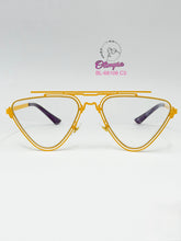 Cargar imagen en el visor de la galería, <div  title='Genero  | Forma UNISEX TRIANGULAR | Color  AMARILLO  |  | COMPLETOmmANCHOTOTAL | 145mmANCHODELENTE | 55mmALTURADELENTE | 18mmPUENTE | 140mmLONGITUDDEV' > BL-66106 C3 </div>
