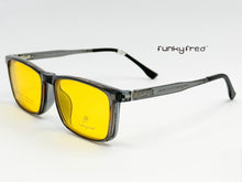 Cargar imagen en el visor de la galería, <div  title='Genero CLIP-ON | Forma UNISEX RECTANGULAR | Color  GRIS  |  | COMPLETOmmANCHOTOTAL | 146mmANCHODELENTE | 56mmALTURADELENTE | 48mmPUENTE | 17mmLONGITUD' > FRED-2706 C6 </div>
