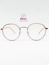 Cargar imagen en el visor de la galería, <div  title='Genero MUJER | Forma REDONDO  | Color ROSA   | COMPLETO | 135mmANCHOTOTAL | 48mmANCHODELENTE | 45mmALTURADELENTE | 20mmPUENTE | 144mmLONGITUDDEVARILLA' > HS5002 ROSA </div>
