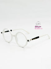 Cargar imagen en el visor de la galería, <div  title='Genero MUJER | Forma REDONDO  | Color BLANCO NEGRO  | COMPLETO | 146mmANCHOTOTAL | 44mmANCHODELENTE | 45mmALTURADELENTE | 25mmPUENTE | 145mmLONGITUDDE' > ML56003 C5 </div>

