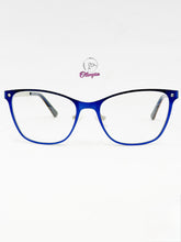 Cargar imagen en el visor de la galería, <div  title='Genero MUJER | Forma GATO  | Color AZUL   | COMPLETO | 136mmANCHOTOTAL | 52mmANCHODELENTE | 40mmALTURADELENTE | 17mmPUENTE | 140mmLONGITUDDEVARILLA | ' > OCEAN211 BLUE </div>
